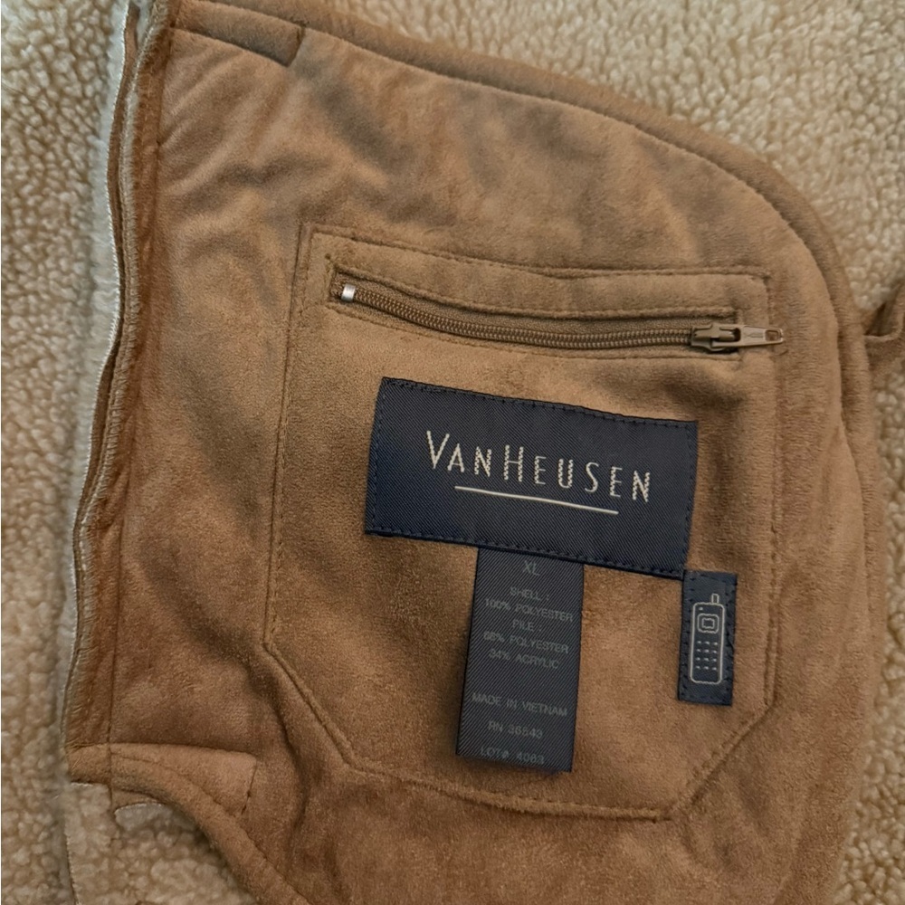Van Heusen Faux Suede Sherpa-Lined Vest – Tan, Size XL Men’s - Picture 7 of 7